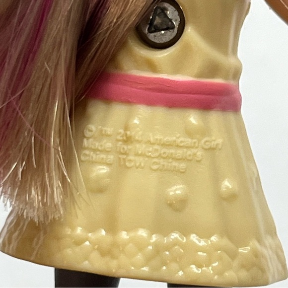 mcdonalds american girl doll isabelle palmer 2014 happy meal toy yellow pink - Picture 4 of 4